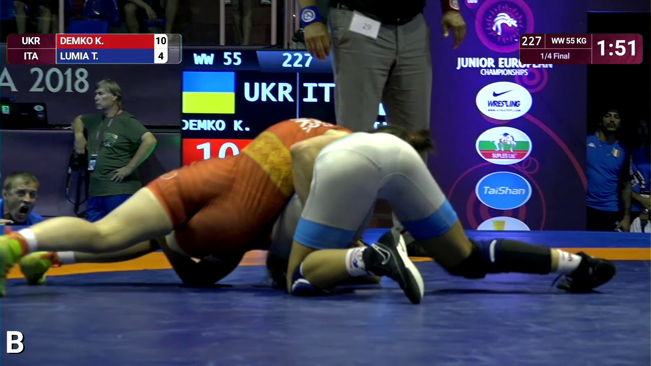 1/4 WW - 55 kg: K. DEMKO (UKR) v. T. LUMIA (ITA) background