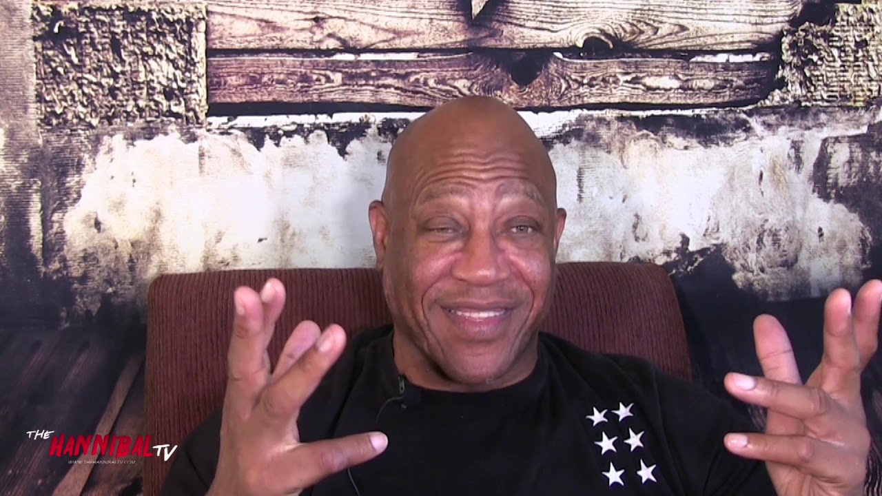 Zeus/Deebo on Hulk Hogan background