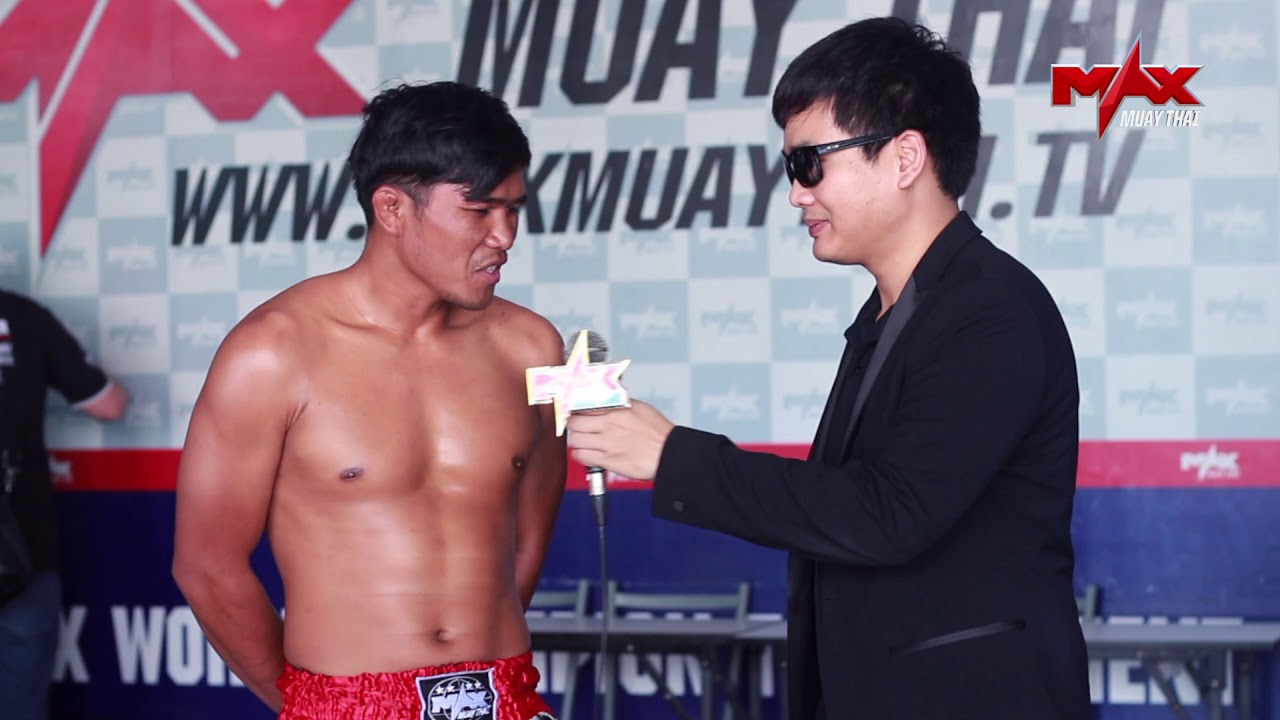 มาดูความพร้อมของนักมวยกัน MAX MUAY THAI | Feb 11, 2018 background
