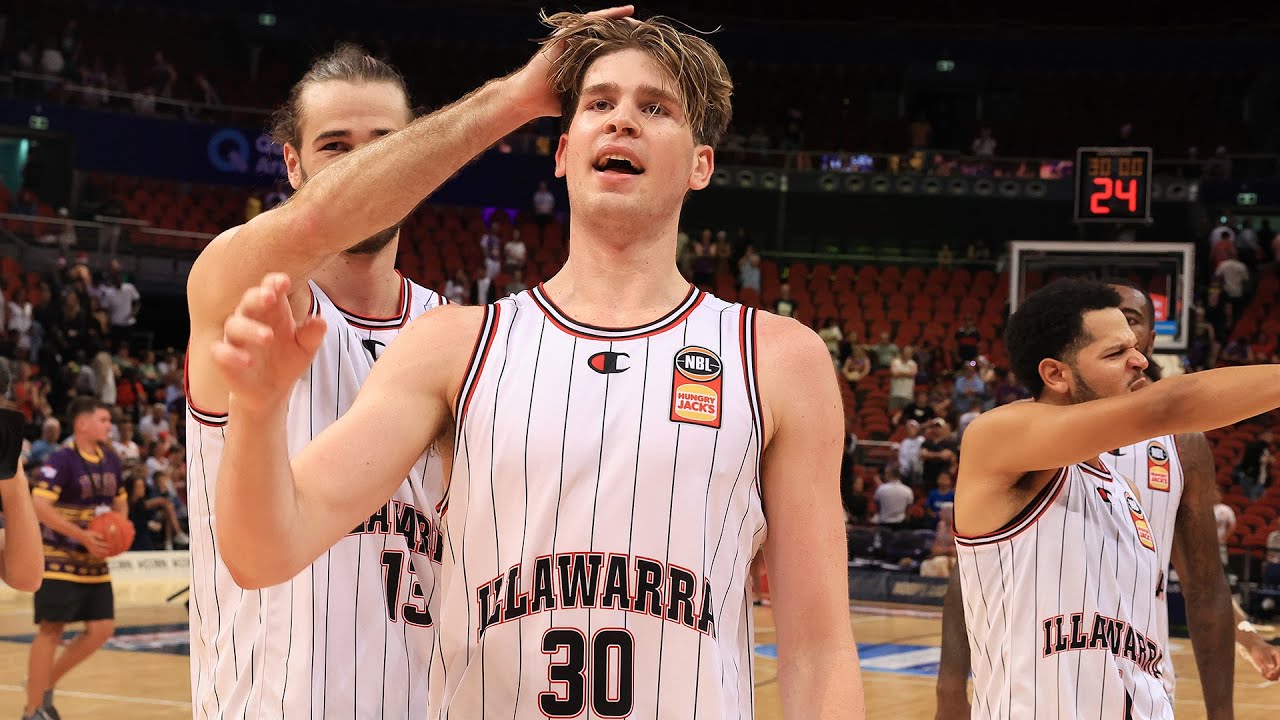 Illawarra Hawks vs. Shanghai Sharks - Pre-season game highlights, NBL25 background