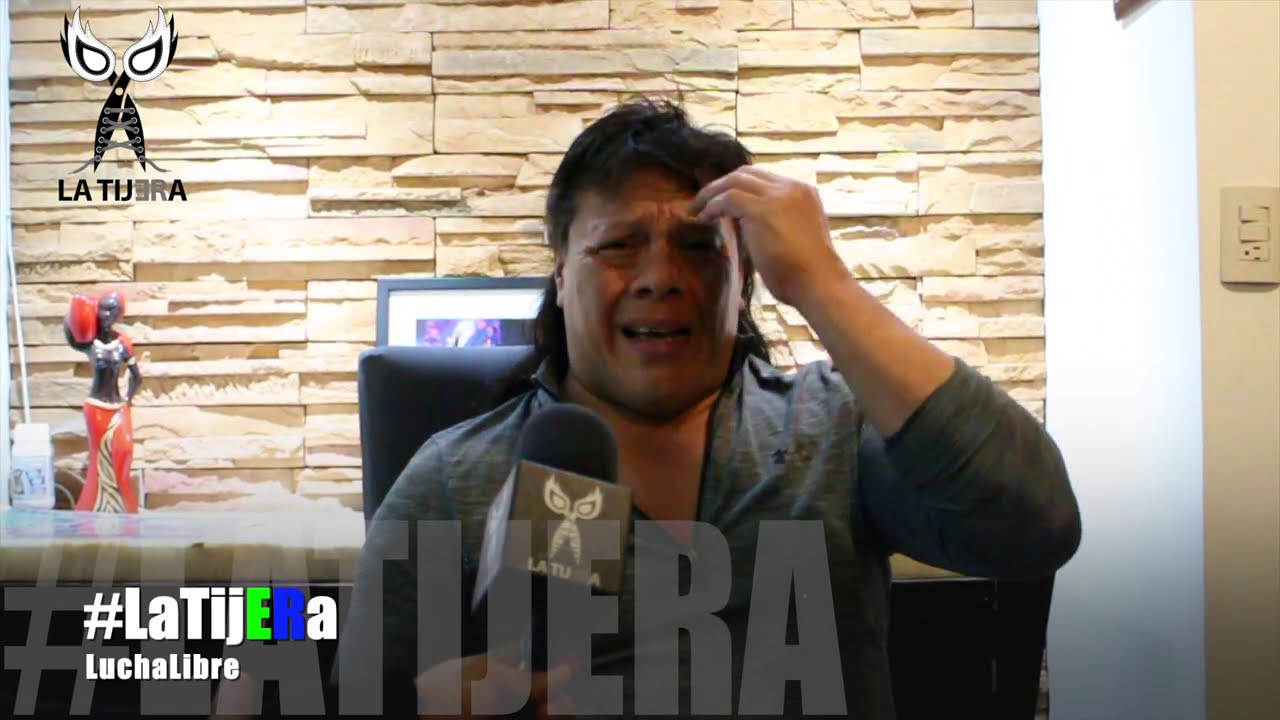 Último Guerrero: Dormir debajo del ring, perder parte del dedo. La historia de la promesa cumplida