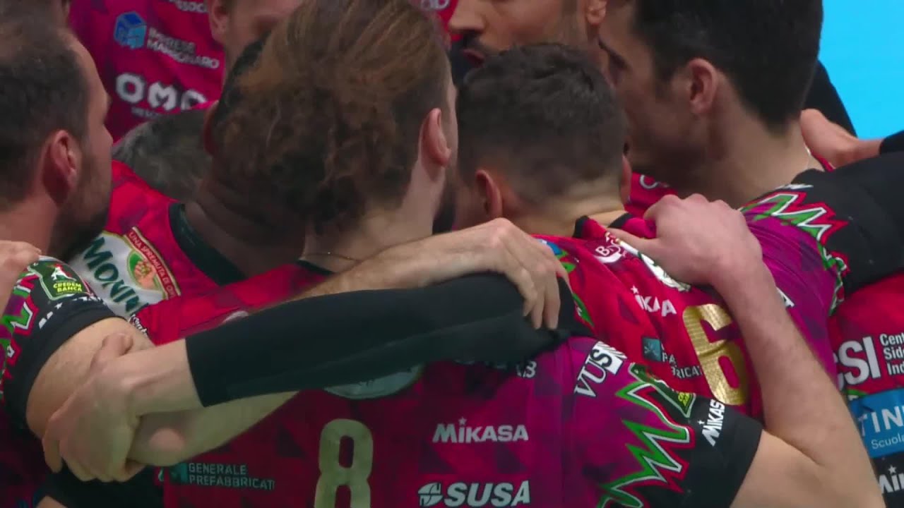 Sir Safety Conad Perugia vs. Gas Sales Bluenergy Piacenza - FIVB - Super Liga Cup - Match Highlights background