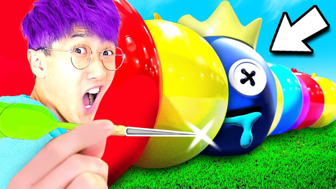 EXTREME Hide & Seek PROP HUNT...but in RAINBOW FRIENDS?! backdrop