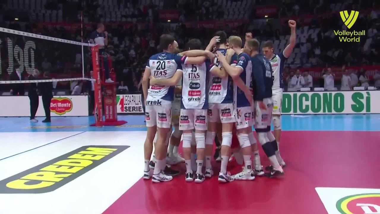 Itas Trentino vs. Allianz Milano - FIVB - SuperLega - Match Highlights background