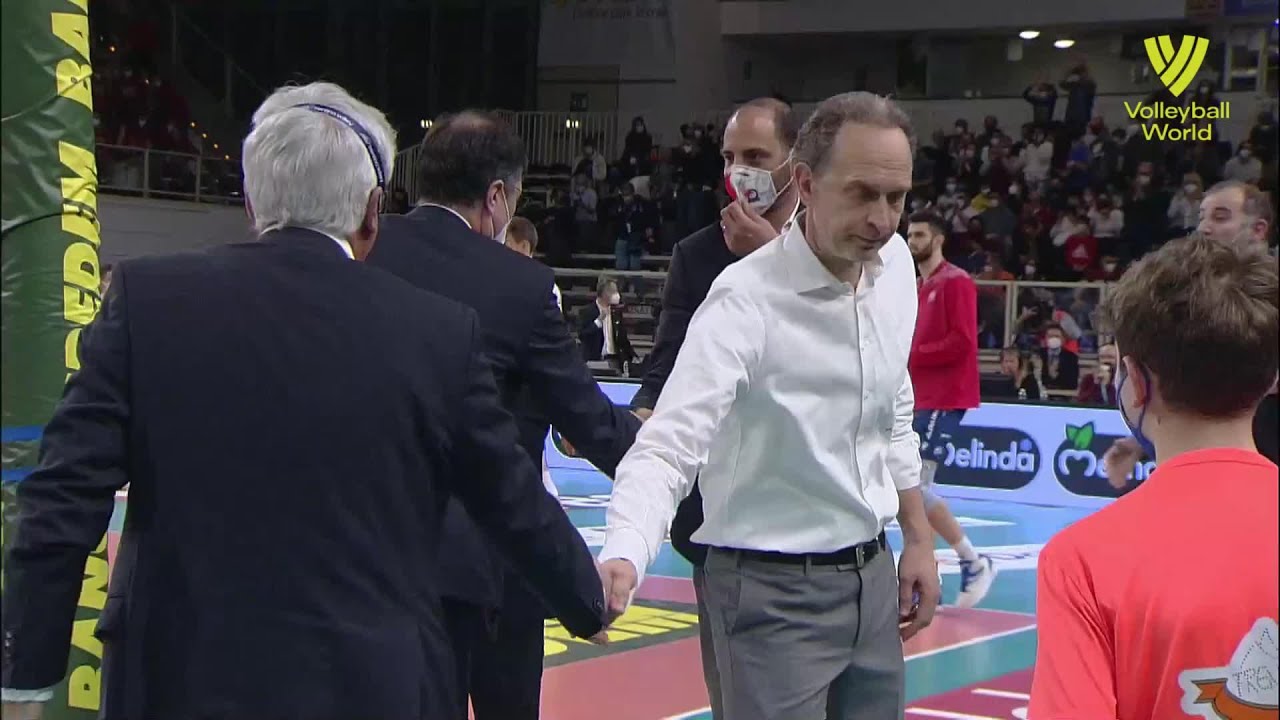 Itas Trentino vs. Gas Sales Bluenergy Piacenza - FIVB - Super Liga - Match Highlights background