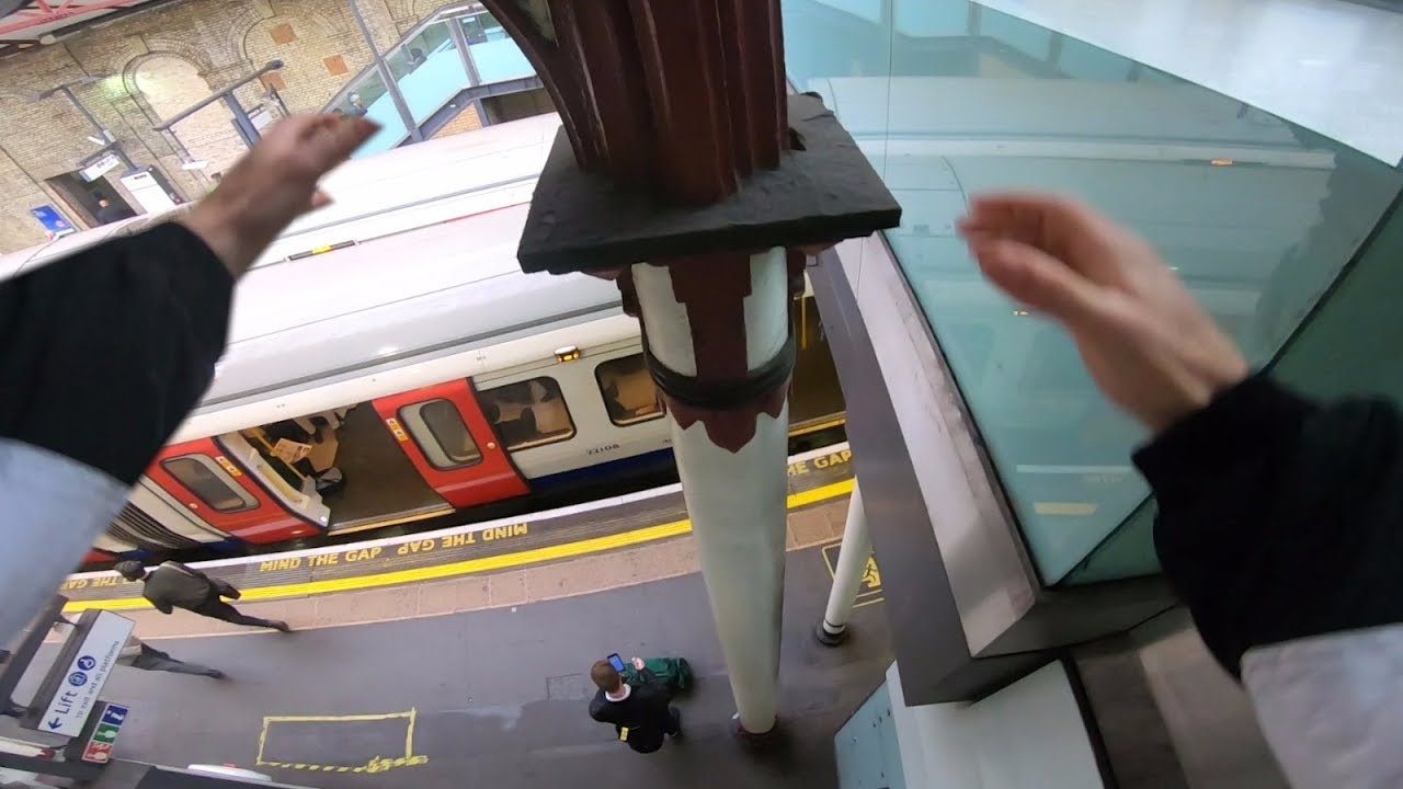 Race The Tube - London Parkour POV π¬π§ background