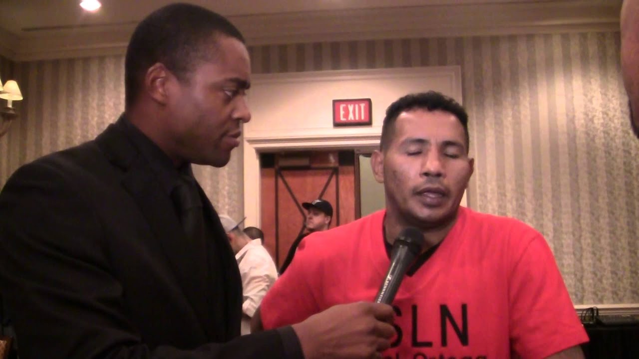 RICARDO MAYORGA: Julio Cesar Chavez Jr Is GARBAGE! I Want Him After Brain Damaged Shane Mosley background