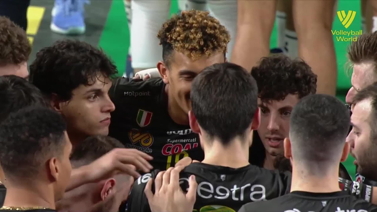Cucine Lube Civitanova vs. Valsa Group Modena - FIVB - SuperLega - Match Highlights