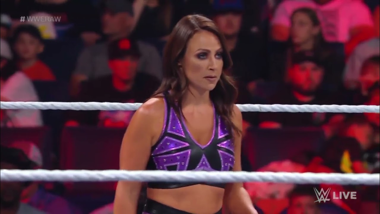 Shayna Baszler vs. Emma - WWE RAW 7/10/2023 background
