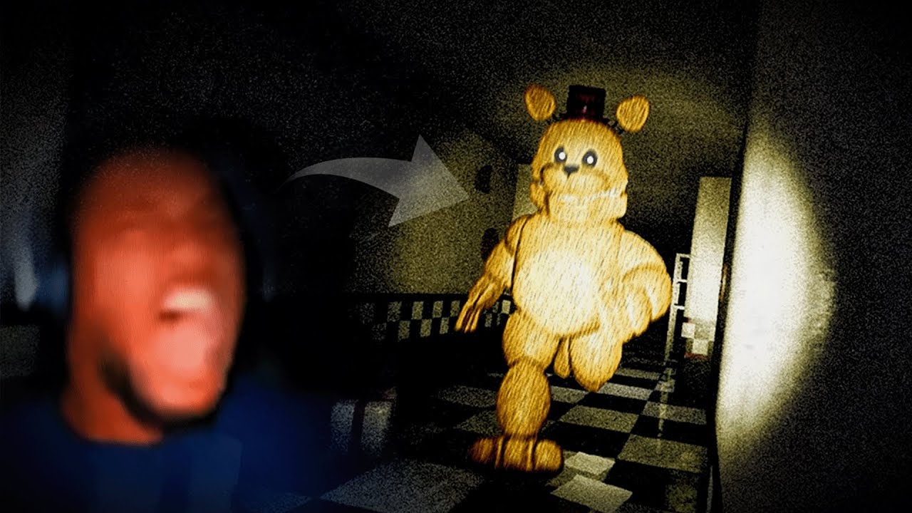 THE ANIMATRONIC THAT CHASES YOU AT 100MPH.. background