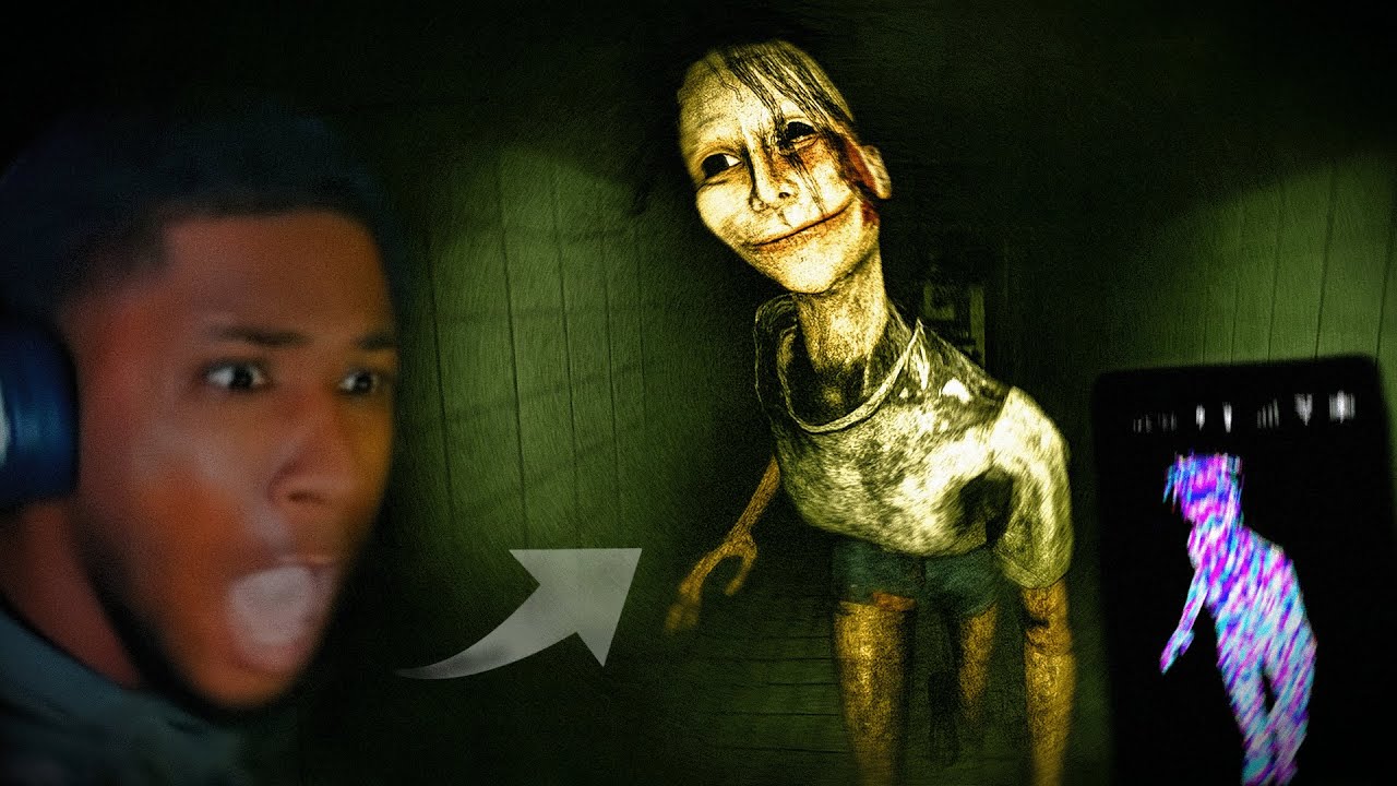 THEY MADE A HORROR GAME WHERE OUR CELLPHONE IS OUR ONLY WEAPON… background