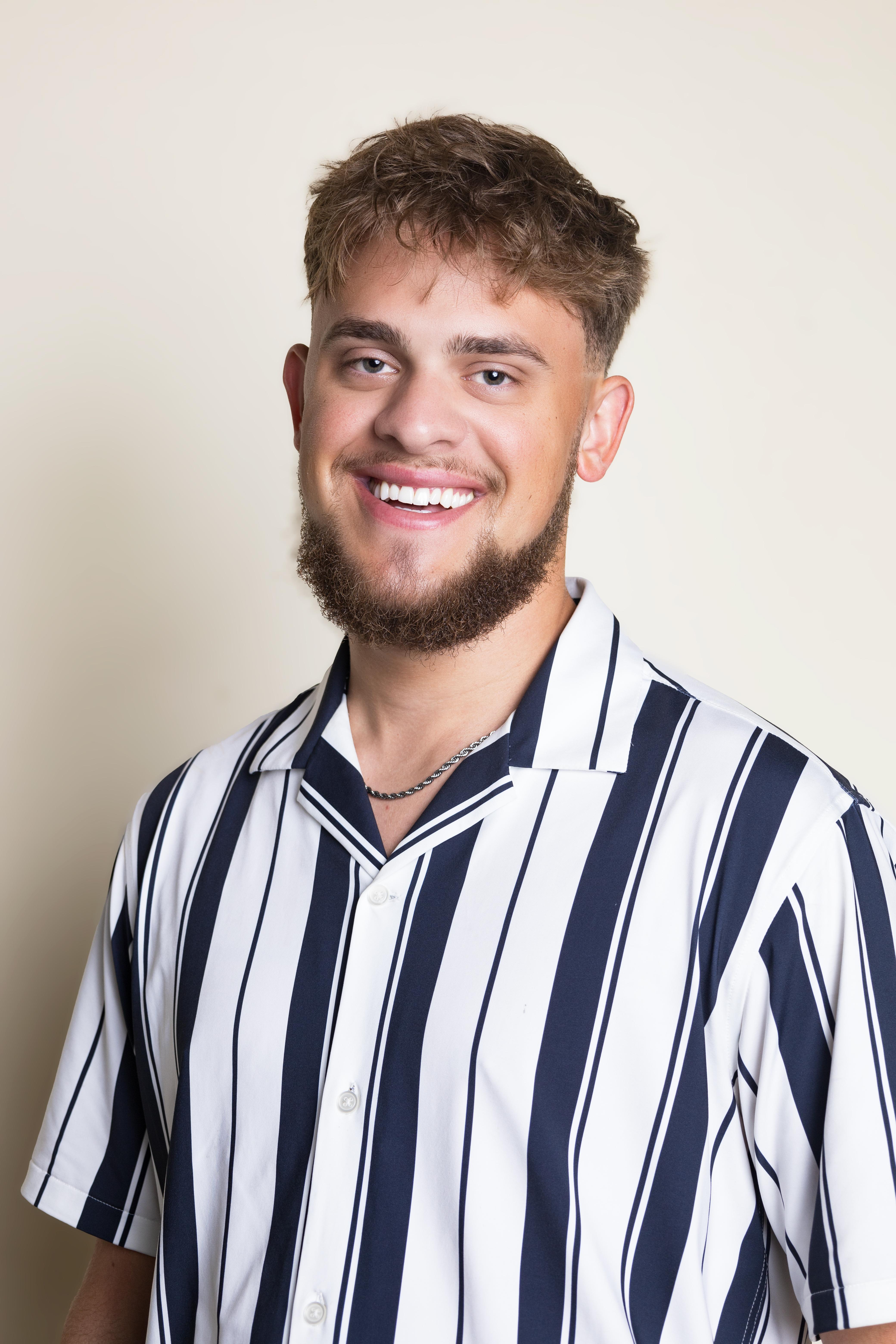 actor Mason Rauch large photo