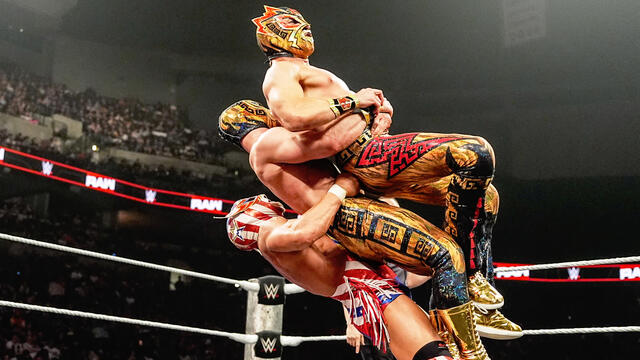 El Grande Americano & Los Americanos vs. “Original” & Los Americanos Hermanos: Raw highlights