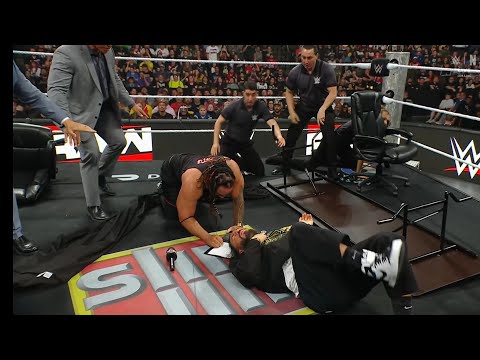 Jacob Fatu Contract Signing With Roman Reigns In Monday Night RAW.