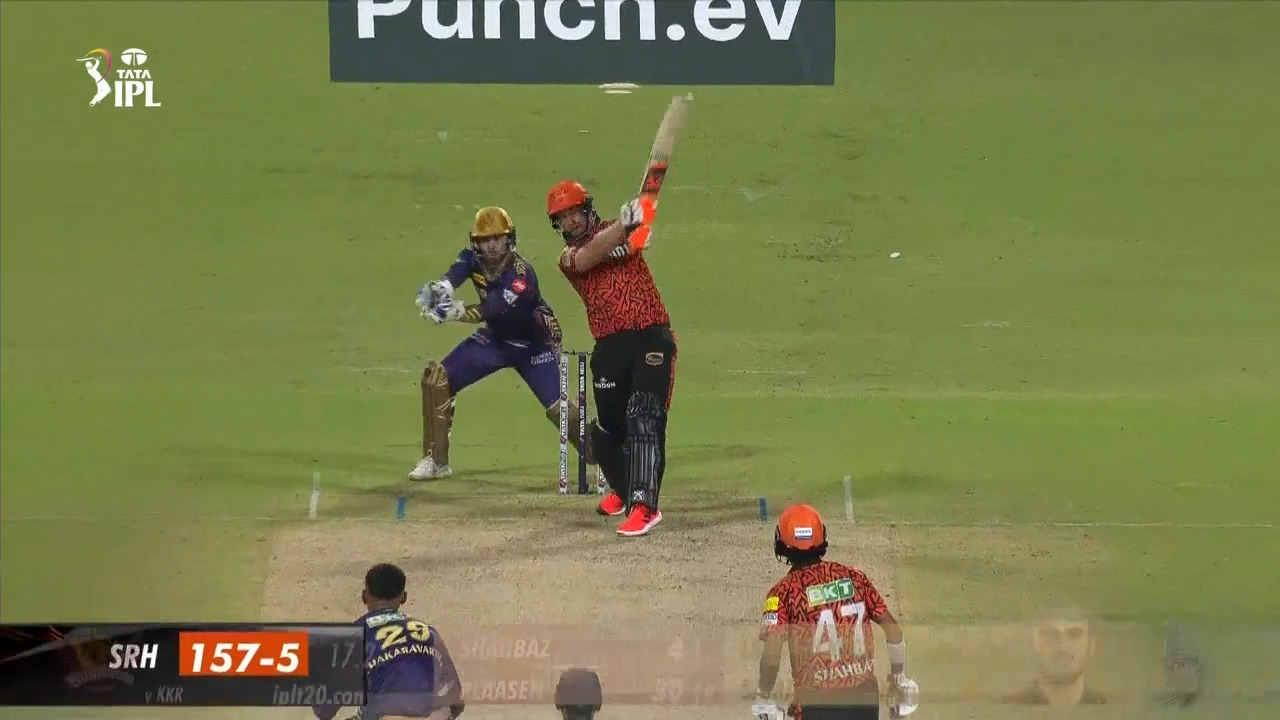M03: KKR vs SRH – Heinrich Klaasen Six background