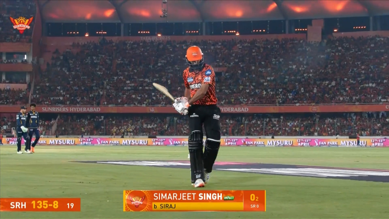 IPL 2025 M20: SRH vs GT - Simarjeet Singh Wicket