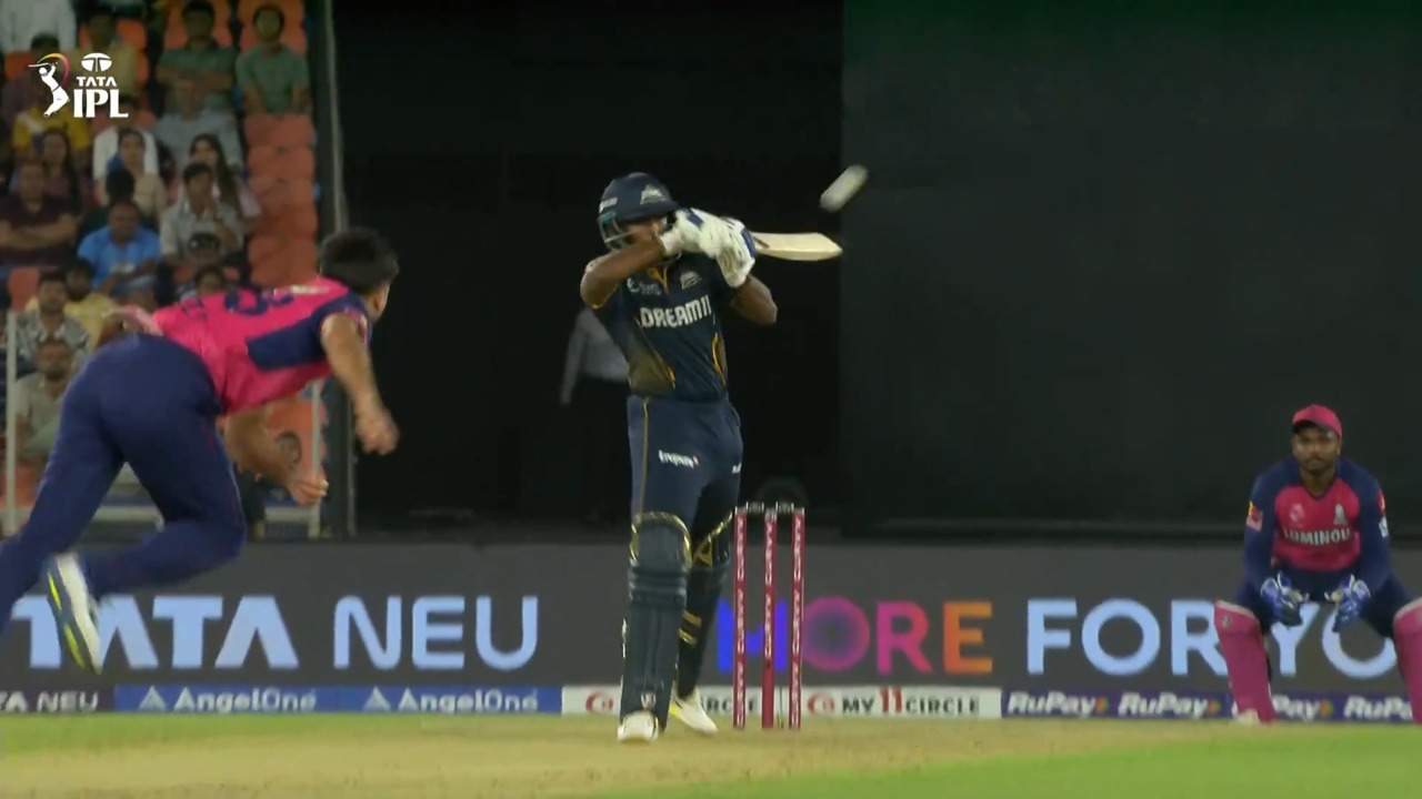 IPL 2025 M23: GT vs RR - Sai Sudharsan Six background