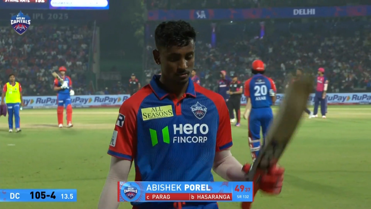 IPL 2025 M32: DC vs RR - Abishek Porel Wicket