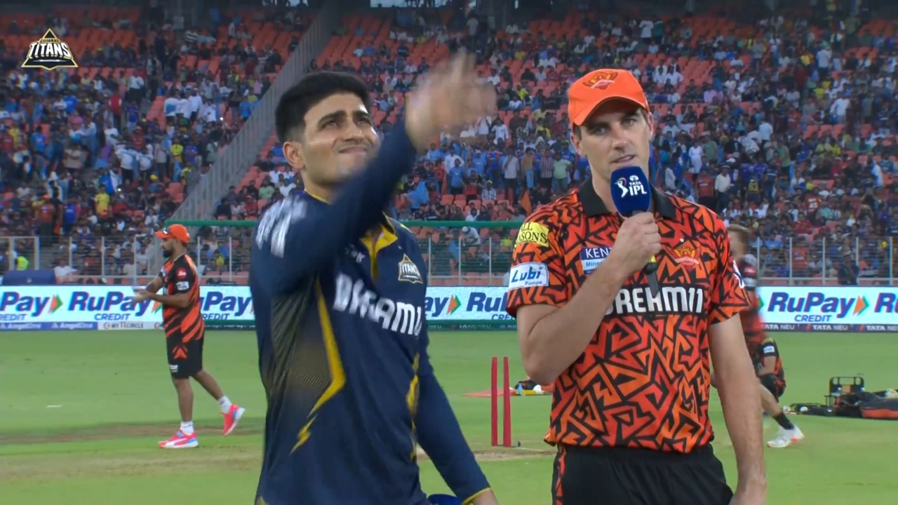 IPL 2025 M51: GT vs SRH - Toss background