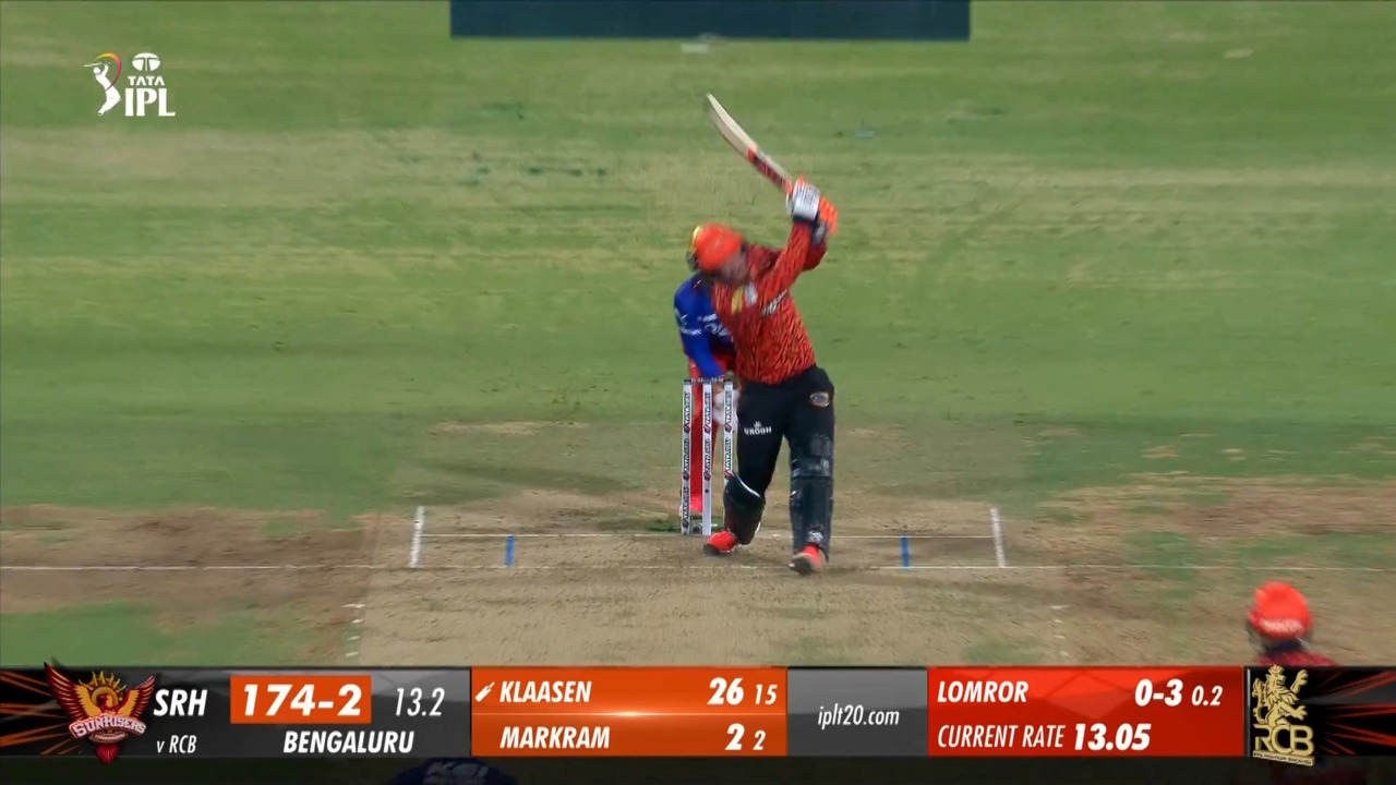 M30: RCB vs SRH – Heinrich Klaasen Six