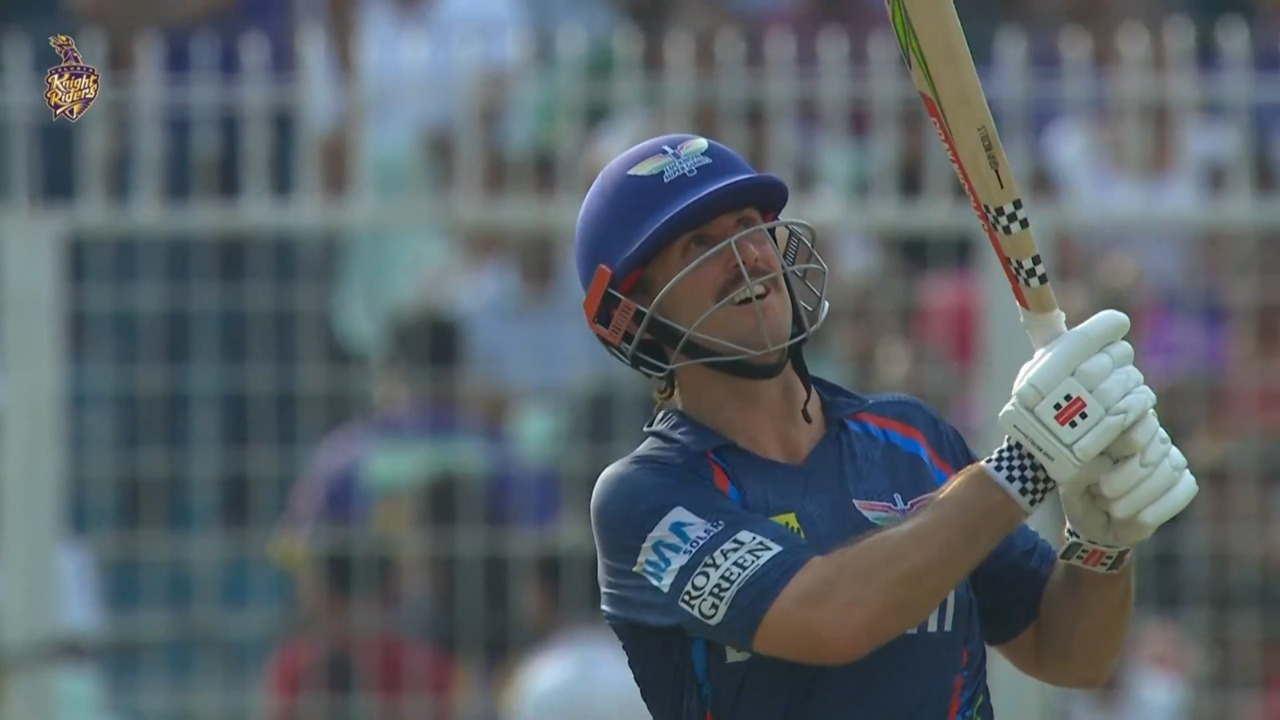 IPL 2025 M19: KKR vs LSG - Mitchell Marsh Six