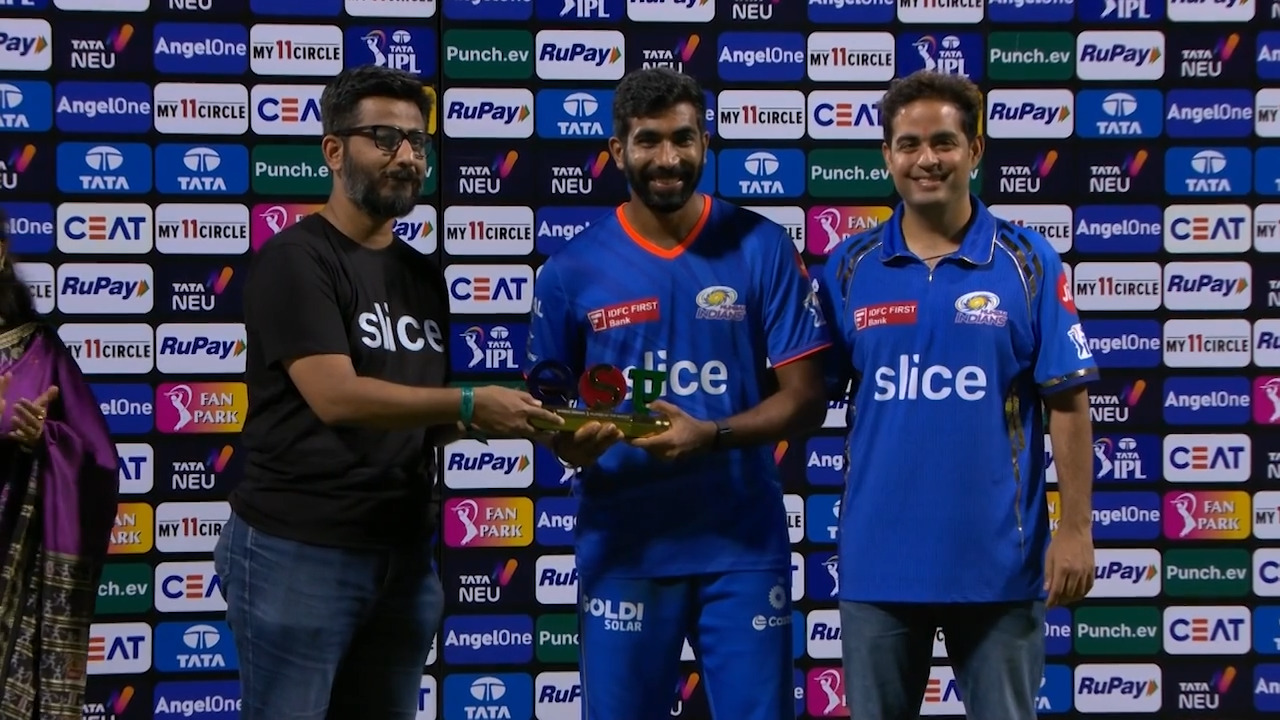 M25: MI vs RCB – Player of the Match – Jasprit Bumrah background