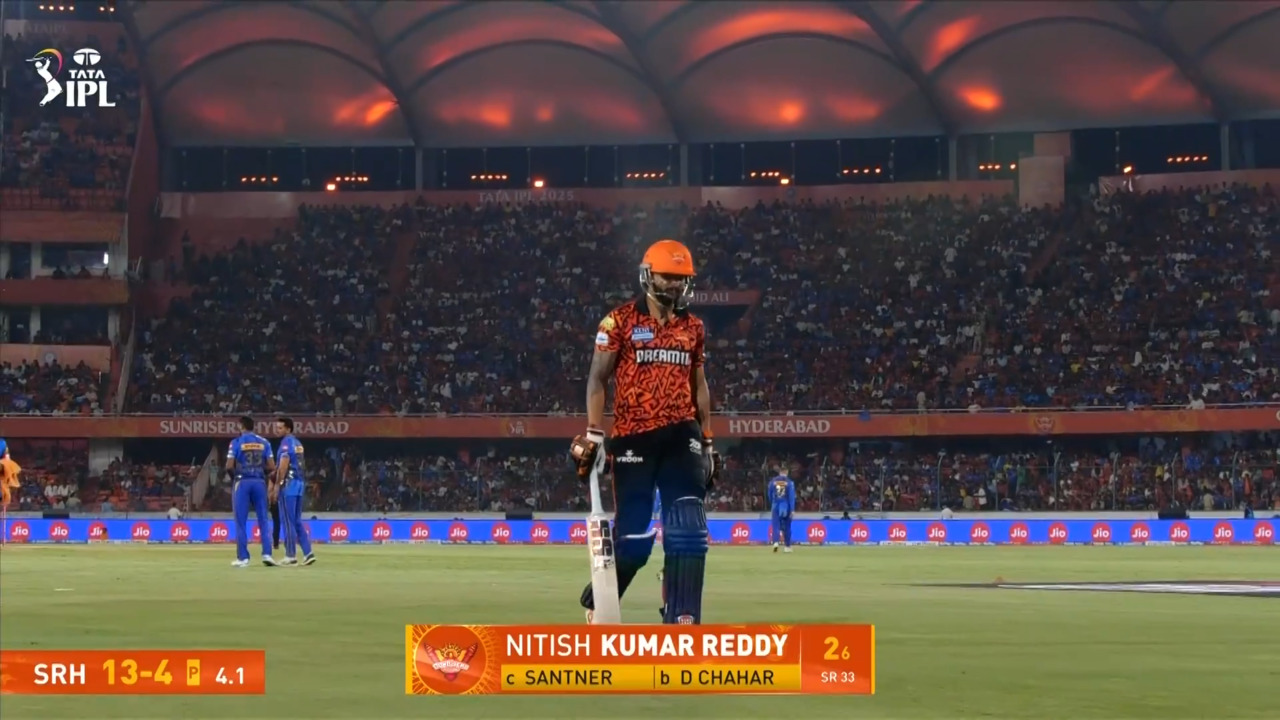 IPL 2025 M41: SRH vs MI - Nitish Kumar Reddy Wicket background