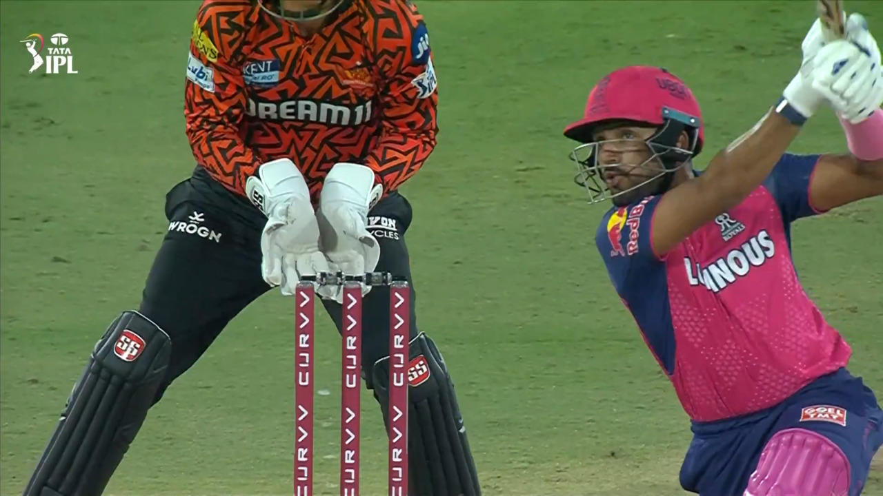 IPL 2025 M02: SRH vs RR - Dhruv Jurel Six