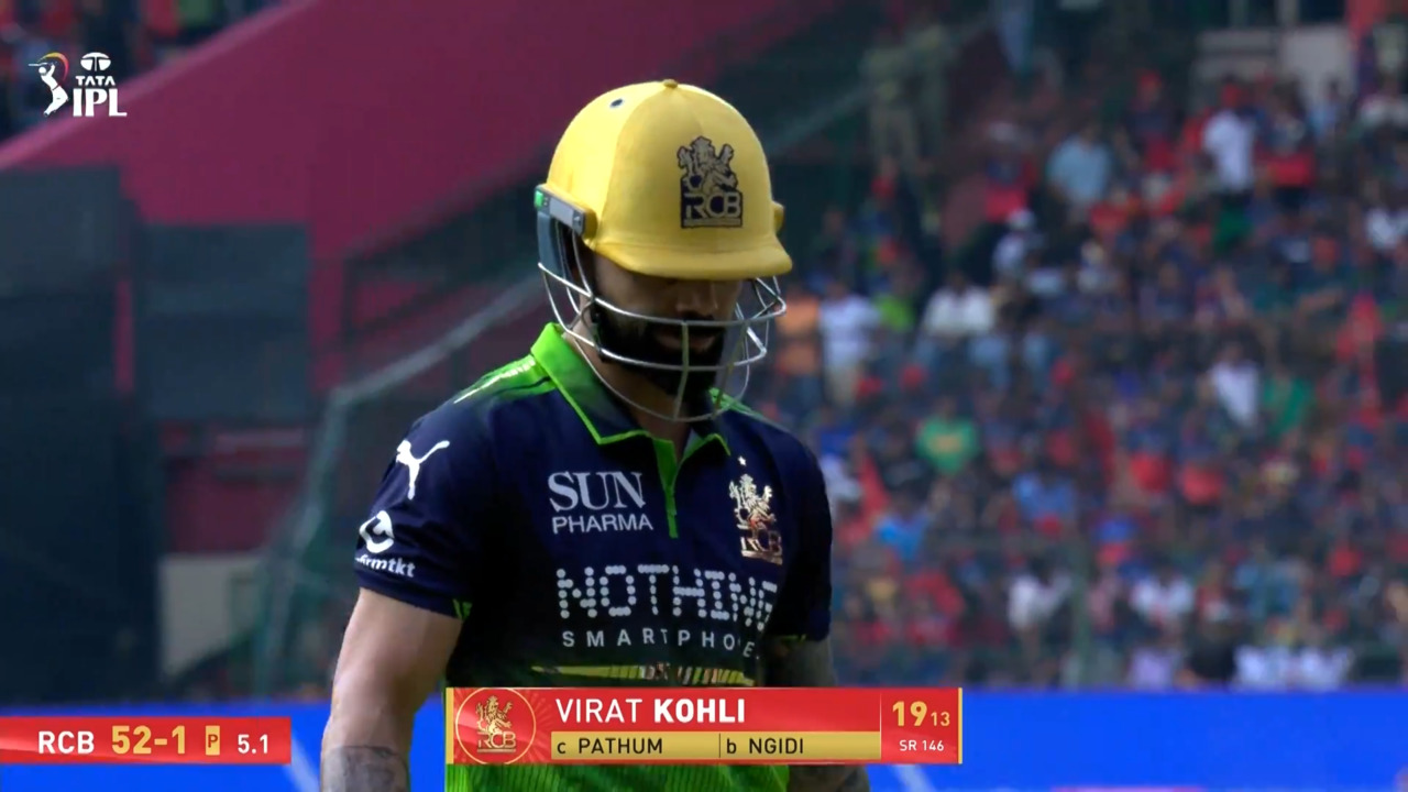 IPL 2026 M26: RCB vs DC - Virat Kohli Wicket