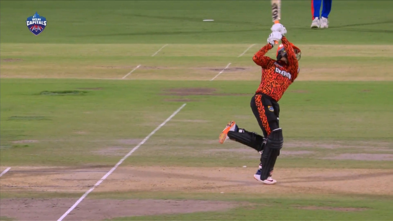 M35: DC vs SRH – Super Sixes