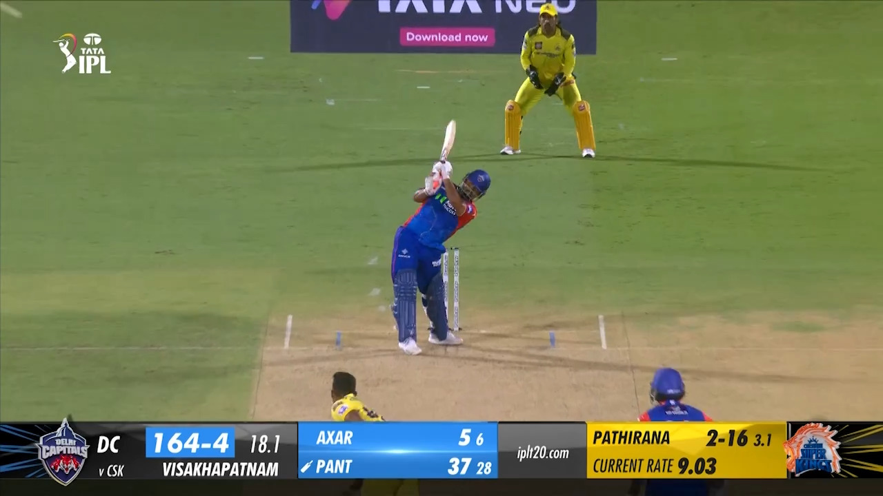 M13: DC vs CSK – Rishabh Pant Six background