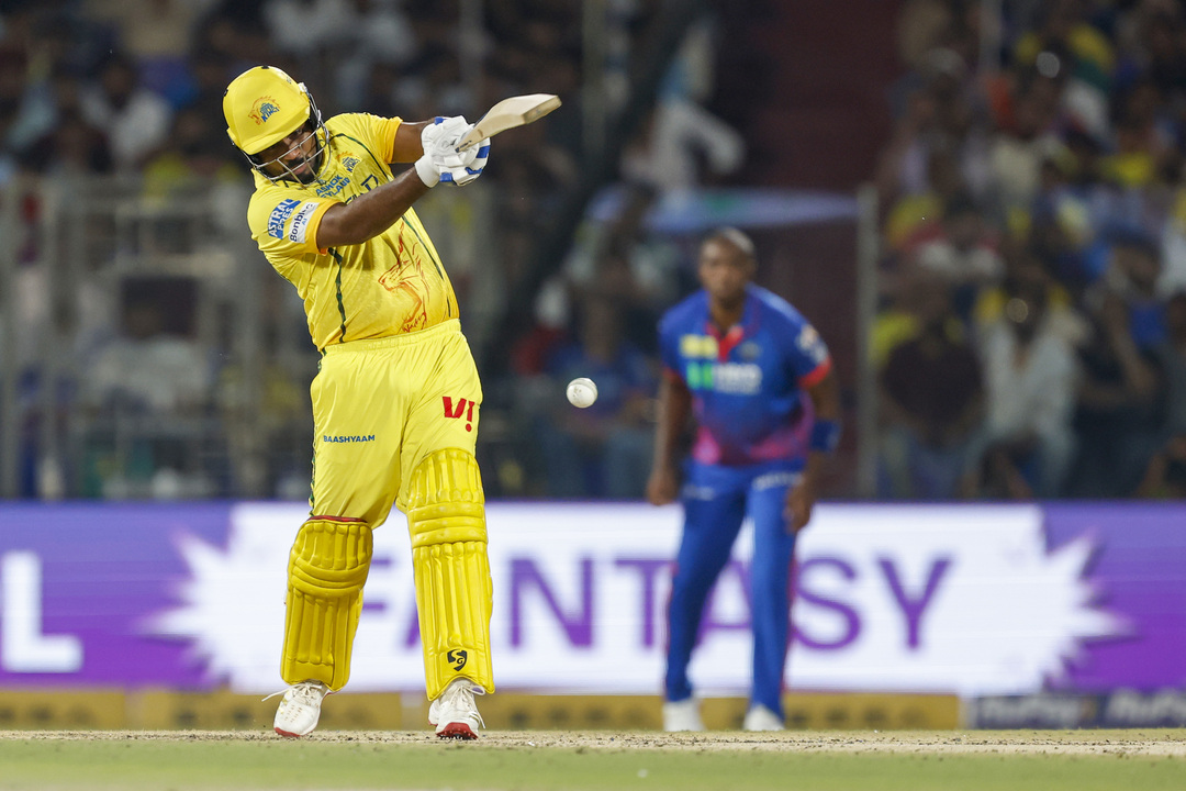 Pressure released! Sanju reaches FIFTY in style