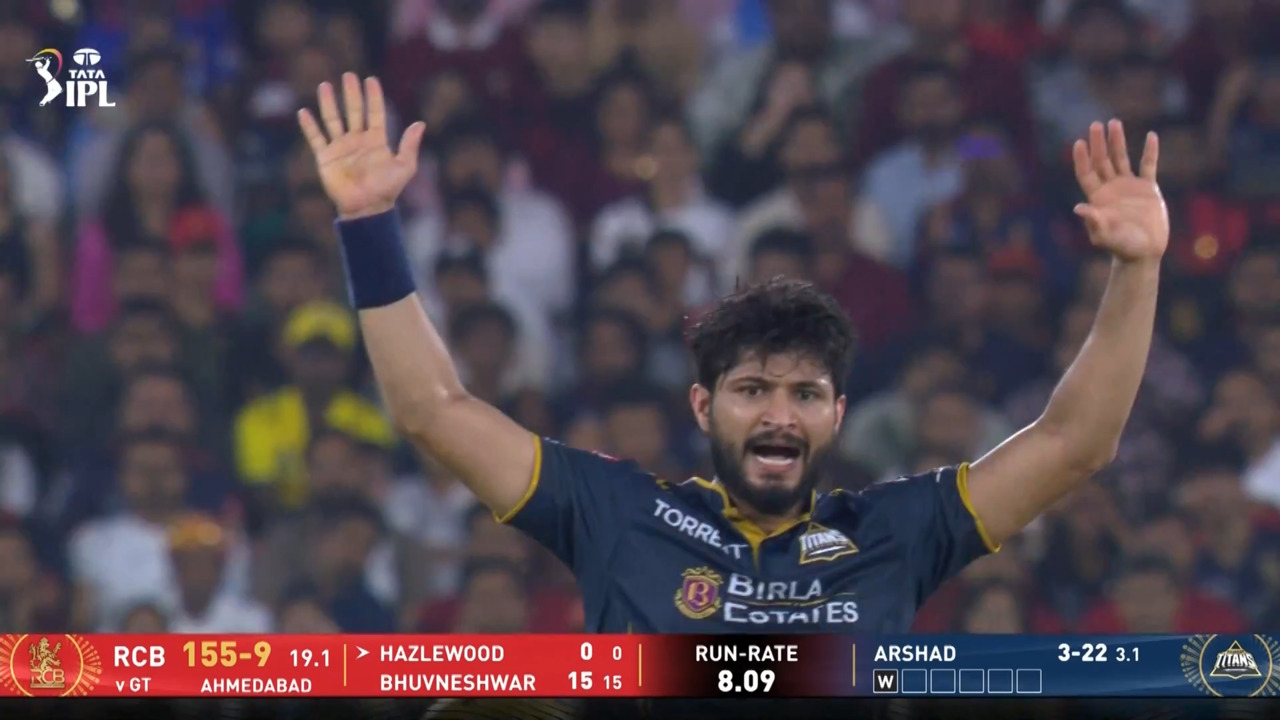 IPL 2026 M42: GT vs RCB - Josh Hazlewood Wicket