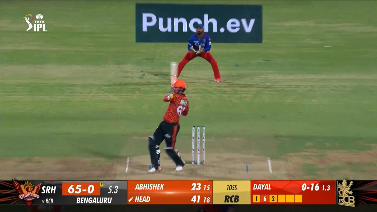 M30: RCB vs SRH – Travis Head Six