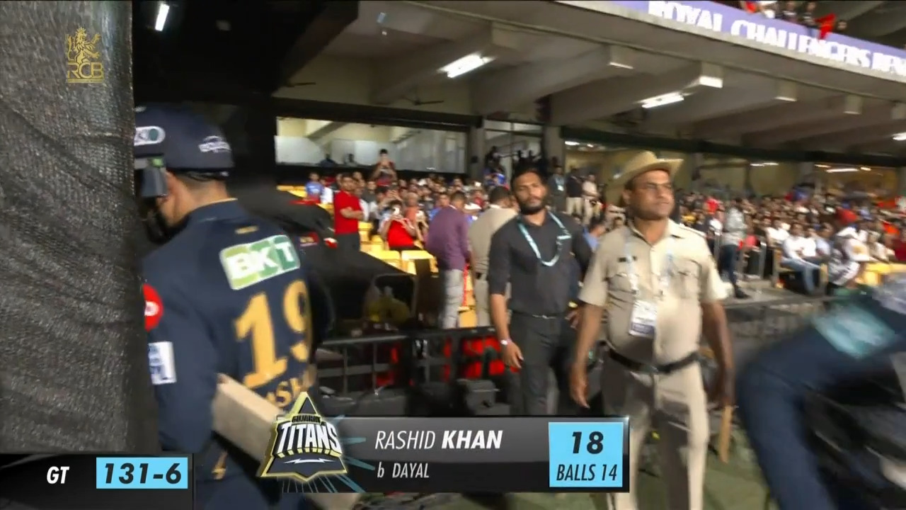 M52: RCB vs GT – Rashid Khan Wicket background