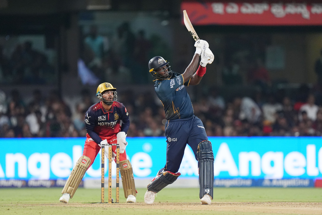 Holding nothing back! Jason Holder's 23*(10) powers GT past 200