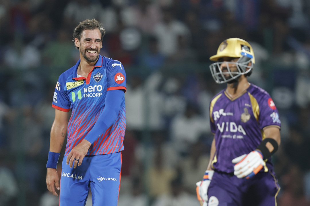 Unfortunate Ajinkya Rahane falls victim to a run out at the non-striker's end