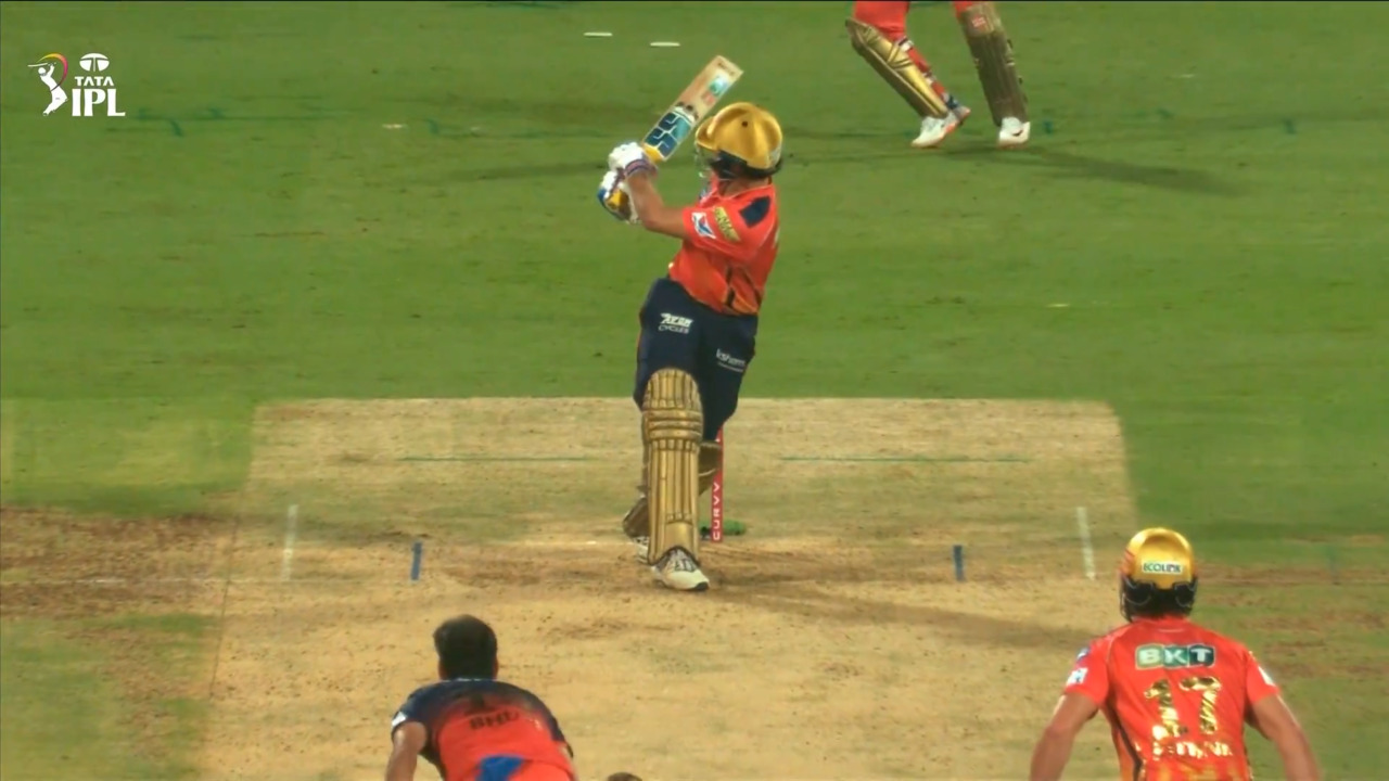 IPL 2025 M34: RCB vs PBKS - Super Sixes
