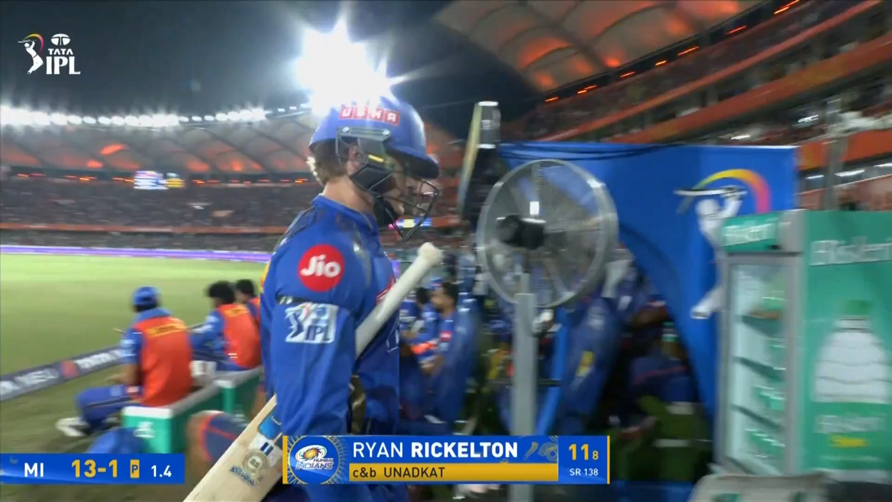 IPL 2025 M41: SRH vs MI - Ryan Rickelton Wicket background