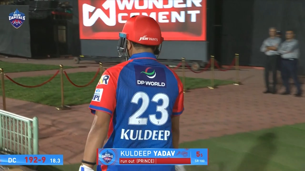 IPL 2025 M04: DC vs LSG - Kuldeep Yadav Wicket background