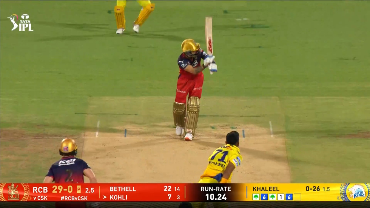 IPL 2025 M52: RCB vs CSK - Virat Kohli Six