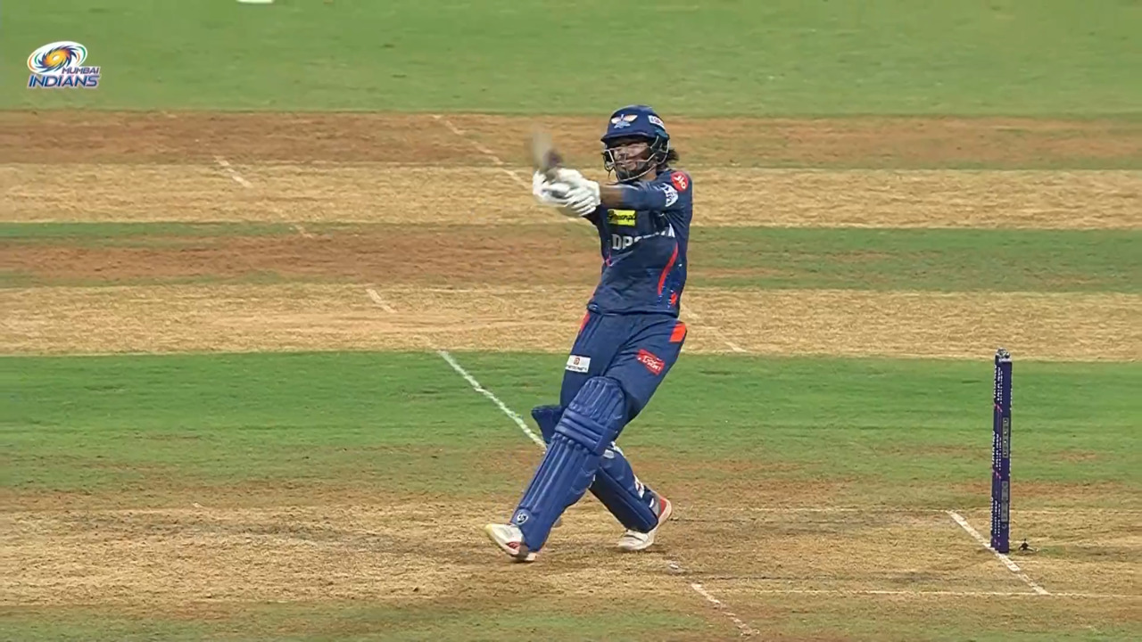 IPL 2025 M45: MI vs LSG - Ravi Bishnoi Six background