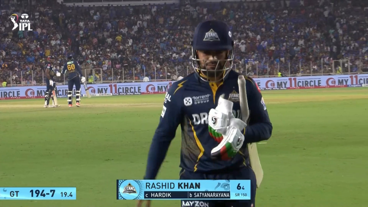 IPL 2025 M09: GT vs MI - Rashid Khan Wicket background