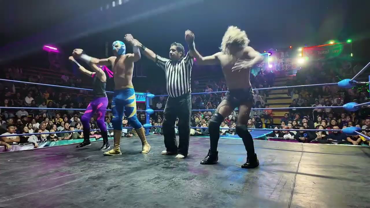 Atom, Pequeño Diagonal y El Actor 🆚 Rey Chispita, Angelux y Sobrino Azteca en la Arena Neza 2026-05-09 23:47