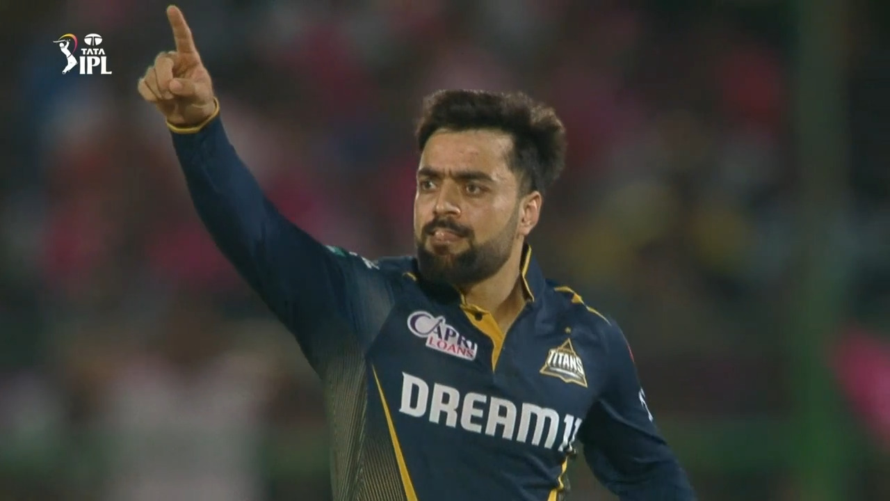 M24: RR vs GT – Fall of Wickets background