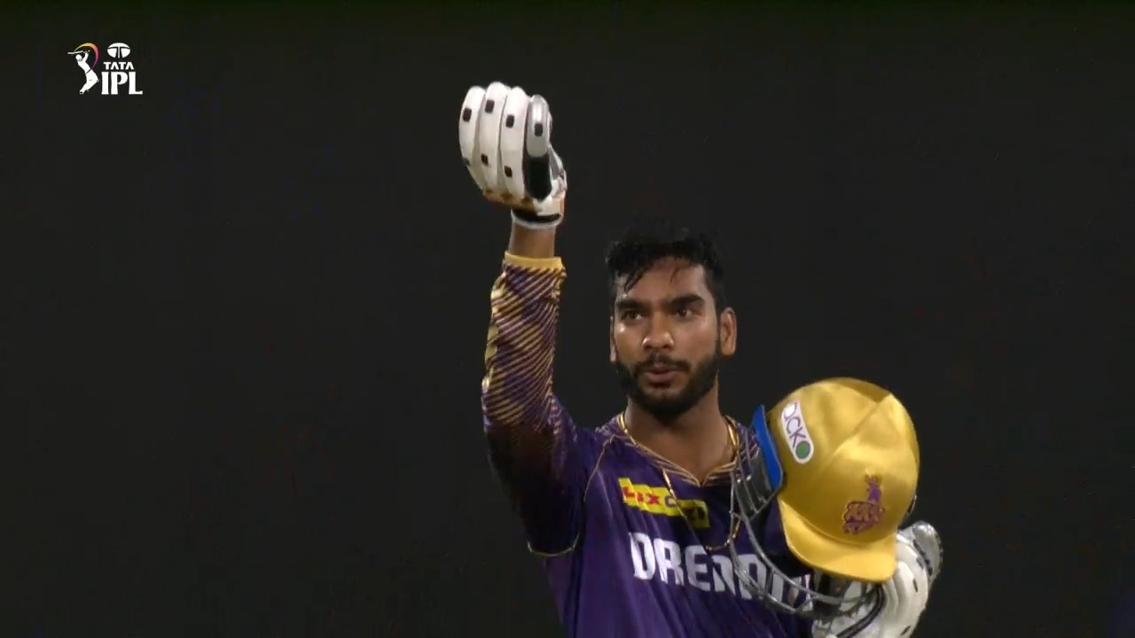 M10: RCB vs KKR – Amazing Moments