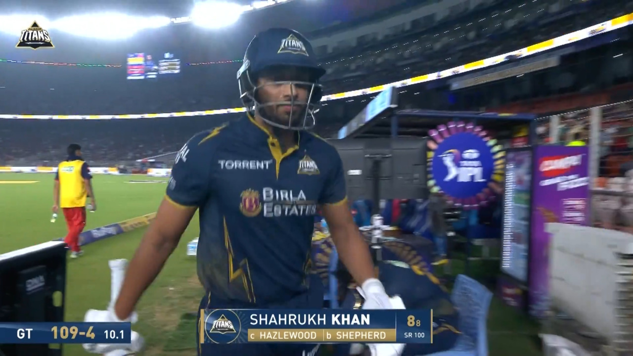 IPL 2026 M42: GT vs RCB - Shahrukh Khan Wicket