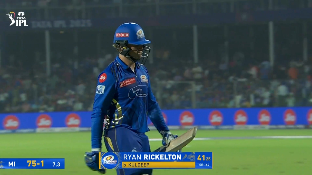 IPL 2025 M29: DC vs MI - Ryan Rickelton Wicket