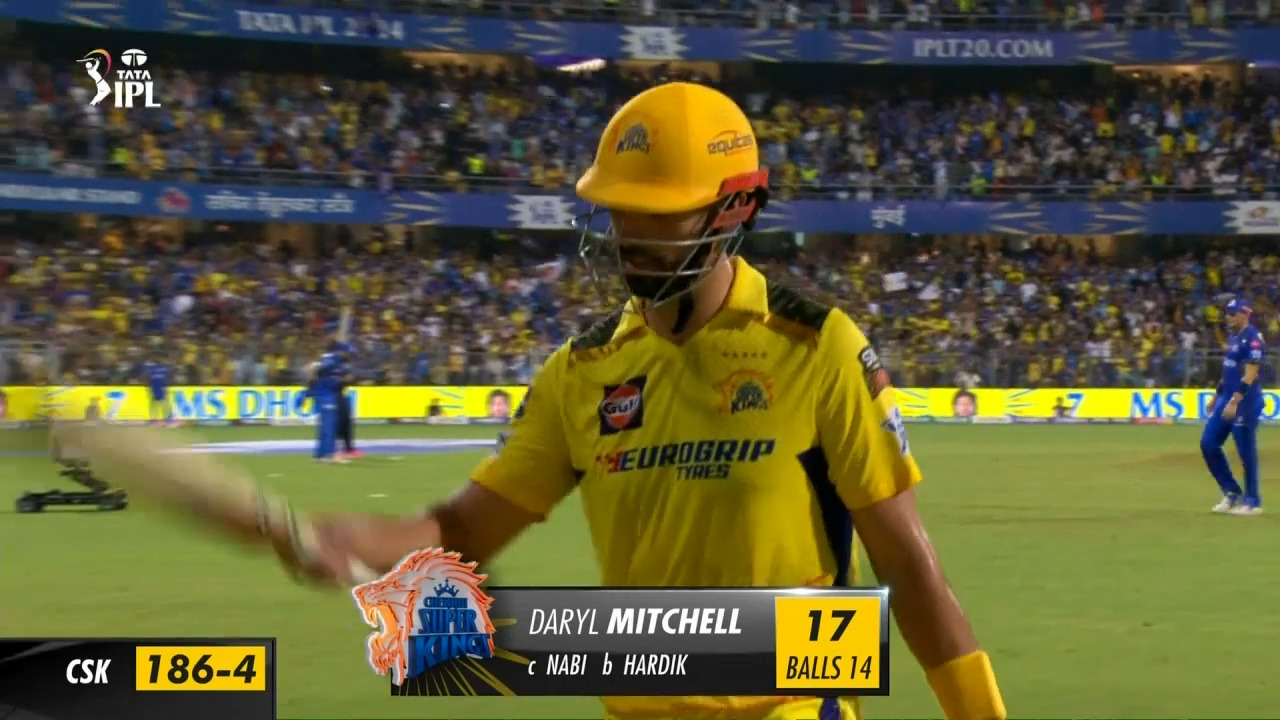 M29: MI vs CSK – Daryl Mitchell Wicket