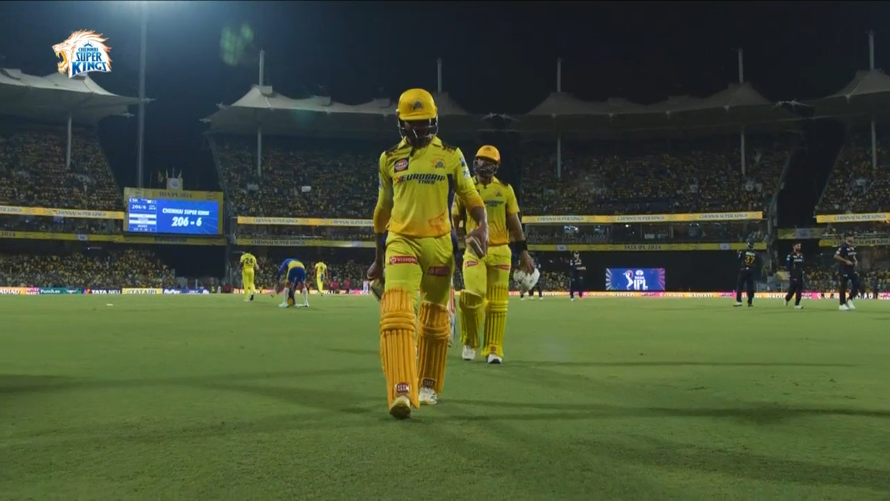 M07: CSK vs GT – Daryl Mitchell Wicket